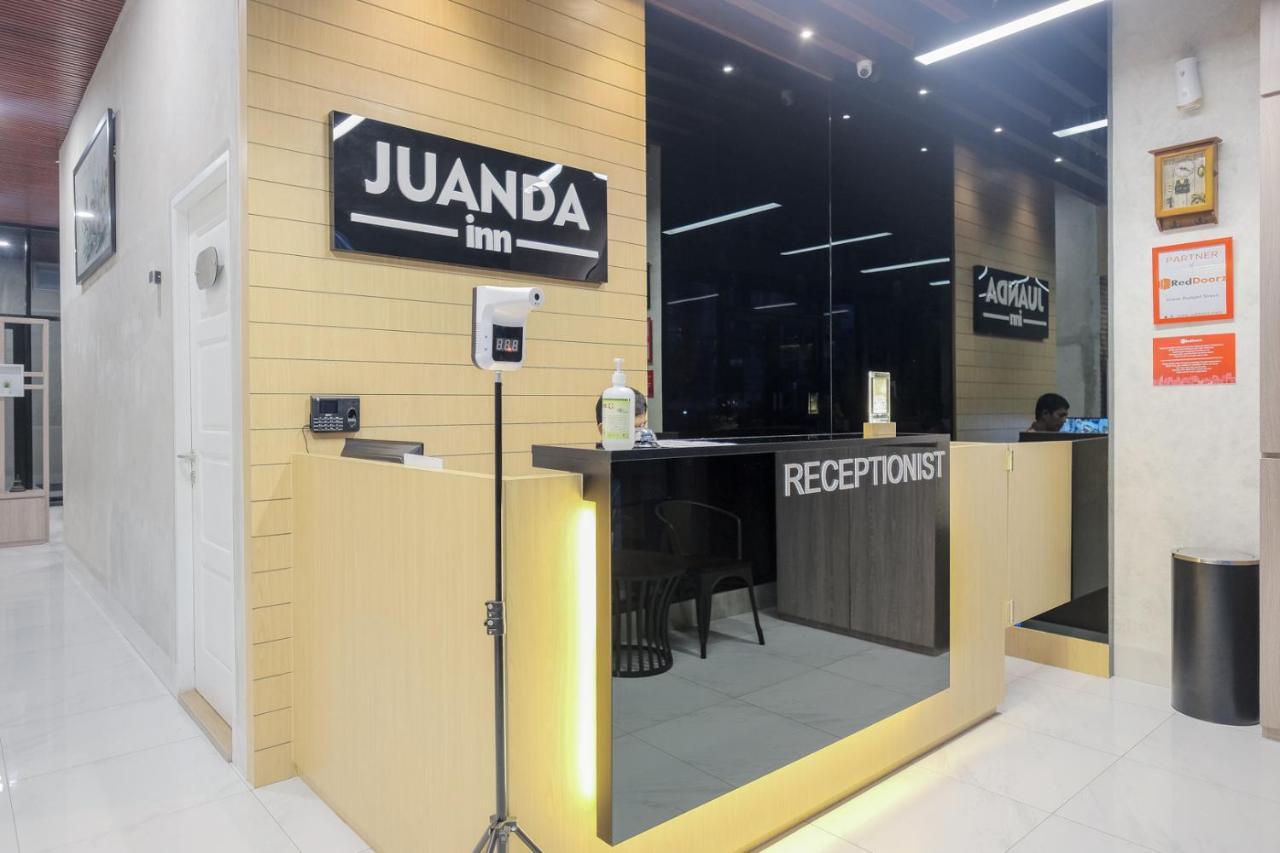 Reddoorz Plus @ Jalan Juanda Medan Luaran gambar